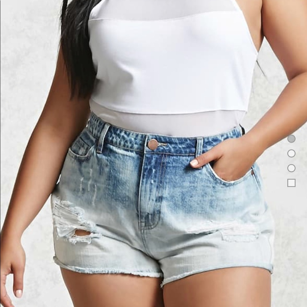 Forever 21 Acid Wash Ombré Denim Shorts